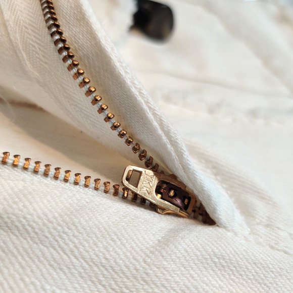 Derek Lam 10 Crosby Womens Horn-Toggle Shorts Size 6 White High Rise Frayed 3" - Picture 7 of 16